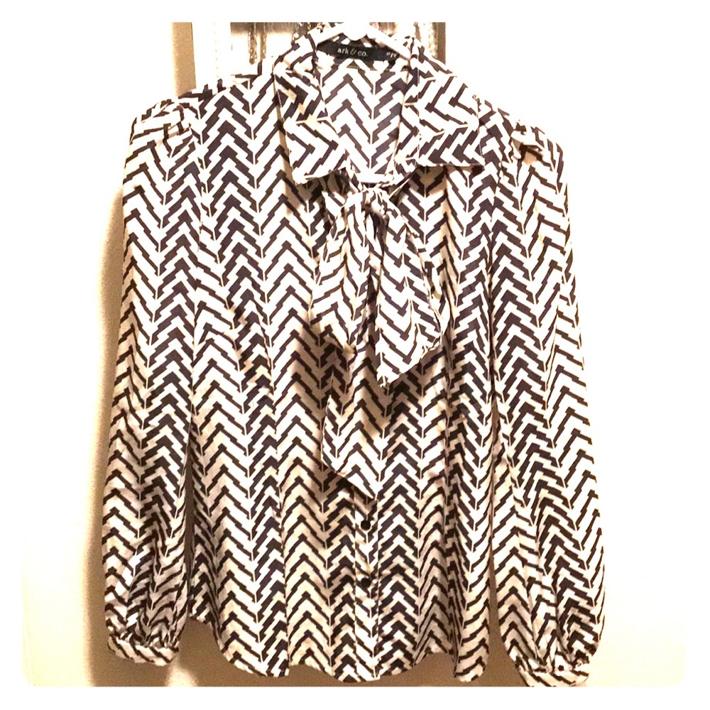 Ark & co button up blouse.